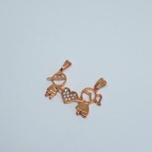 BRINCO CORACAO COM TRES PEDRAS BANHO DOURADO