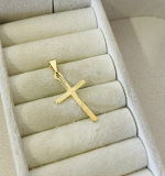 PINGENTE CRUCIFIXO FRIZ. BANHO DOURADO