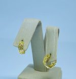 ARGOLA GRANDE PREENCHIDA DE CORACOES BANHO DOURADO