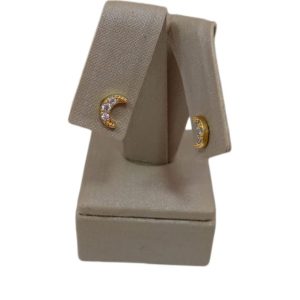 BRINCO LUA COM ZIRCONIAS BANHO DOURADO